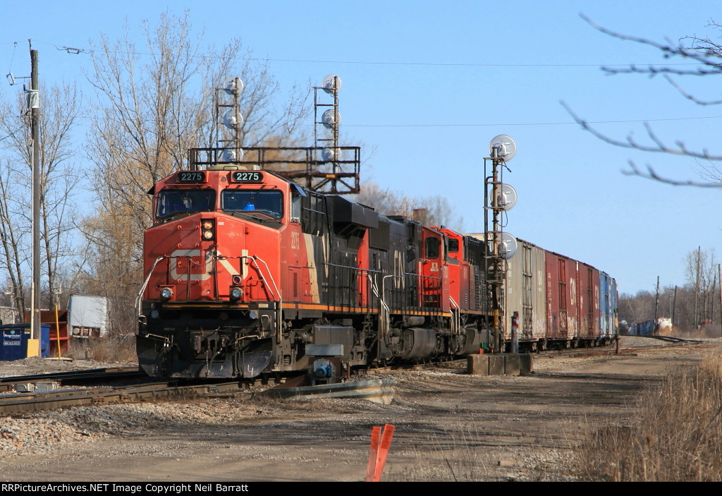 CN 2275